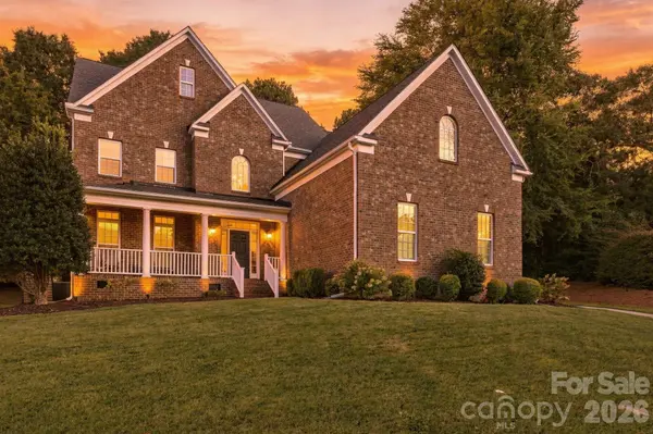 2561 Fallbrook PL NW, Concord, NC 28027