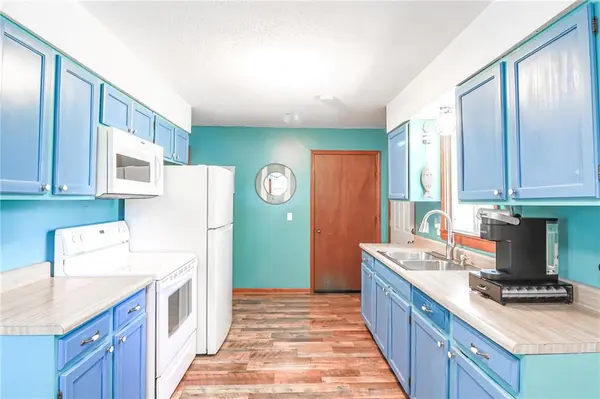 206 W 7th ST, Knob Noster, MO 65336