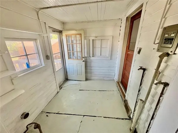 3115 N 10th ST, St Joseph, MO 64505