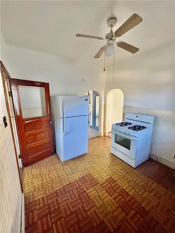 3115 N 10th ST, St Joseph, MO 64505