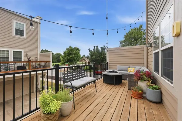 2901 Gentry Park Pkwy, North Kansas City, MO 64116
