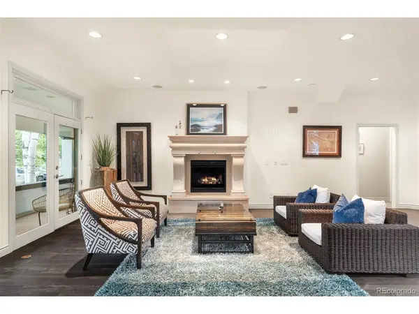 960 S High, Denver, CO 80209