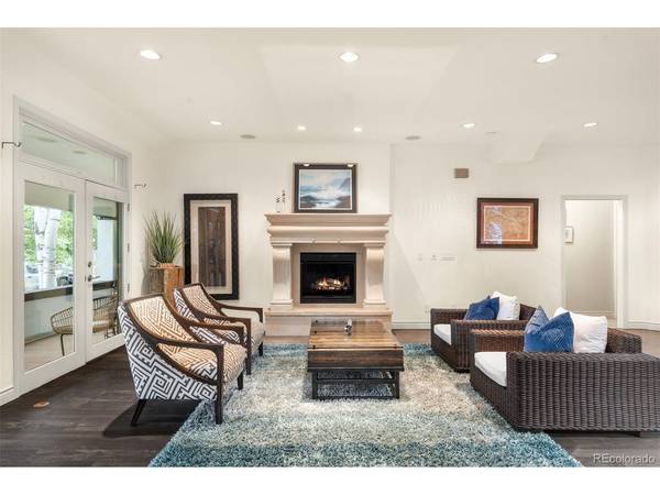 960 S High, Denver, CO 80209