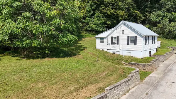 831 S Washington ST, French Lick, IN 47432