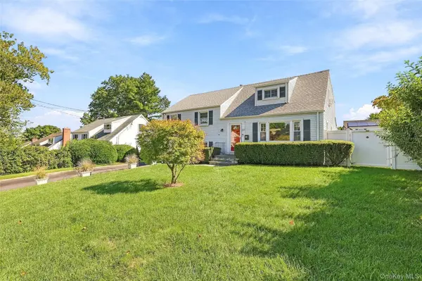 22 Mitchell PL, Port Chester, NY 10573