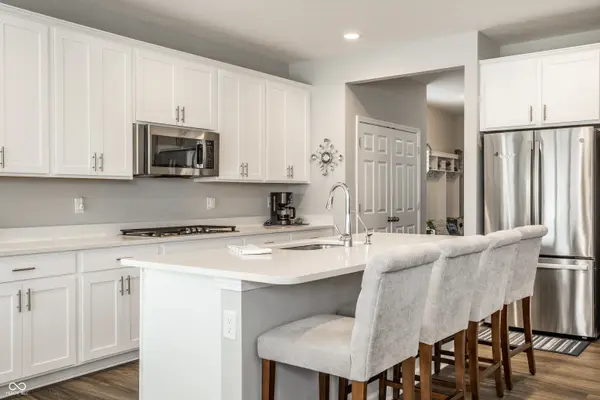 11485 Flynn PL, Noblesville, IN 46060