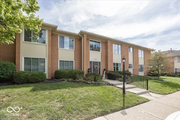 541 W Hunters DR #C, Carmel, IN 46032