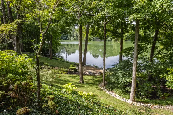 8730 Williamshire East DR, Indianapolis, IN 46260