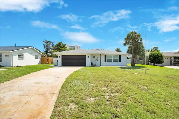 2565 S PENINSULA DR, Daytona Beach, FL 32118