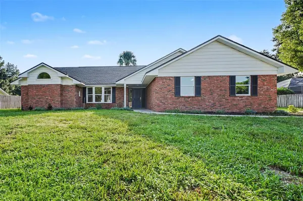 33608 OVERTON DR, Leesburg, FL 34788