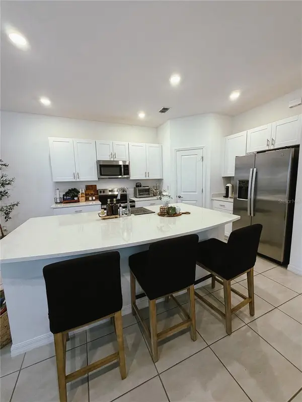 2966 CANARY AVE, Davenport, FL 33837