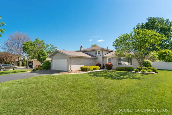 652 Princeton LN, New Lenox, IL 60451