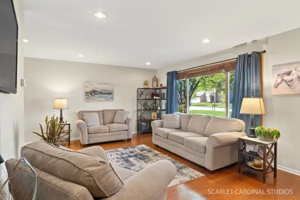 652 Princeton LN, New Lenox, IL 60451