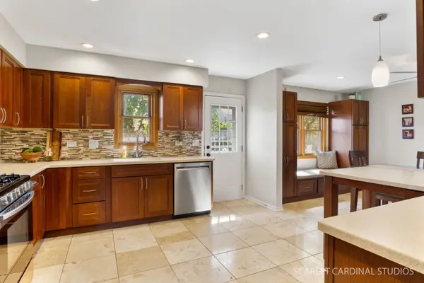 652 Princeton LN, New Lenox, IL 60451