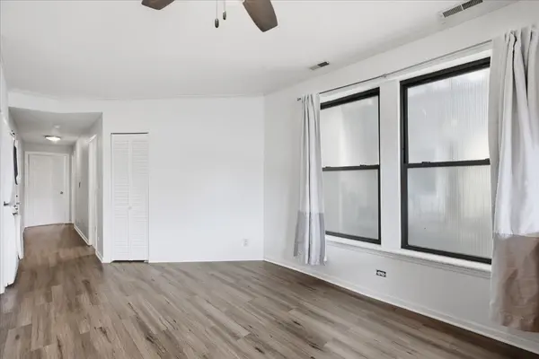 1627 W Columbia AVE #1E, Chicago, IL 60626