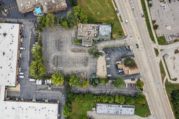 604 N Milwaukee AVE, Wheeling, IL 60090