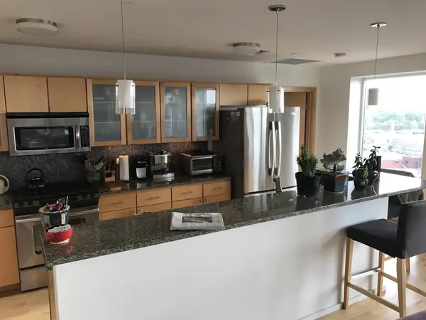 301 N Neil ST #710, Champaign, IL 61820