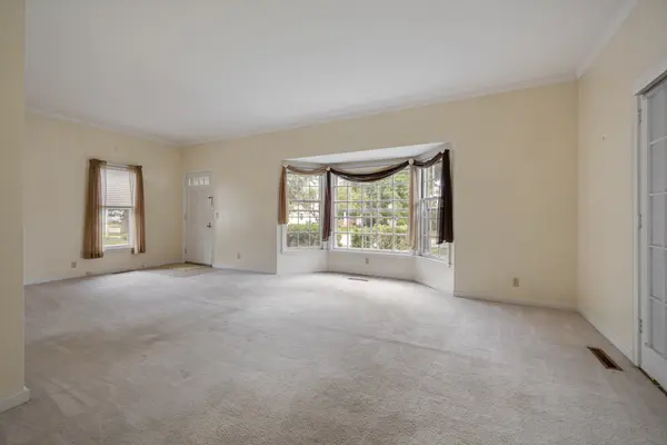 302 N State ST, Marengo, IL 60152