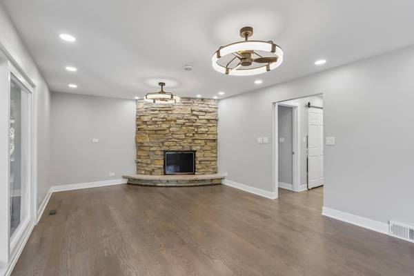 1208 Elizabeth AVE, Naperville, IL 60540