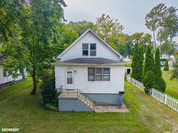 2113 Manhattan ST, Michigan City, IN 46360