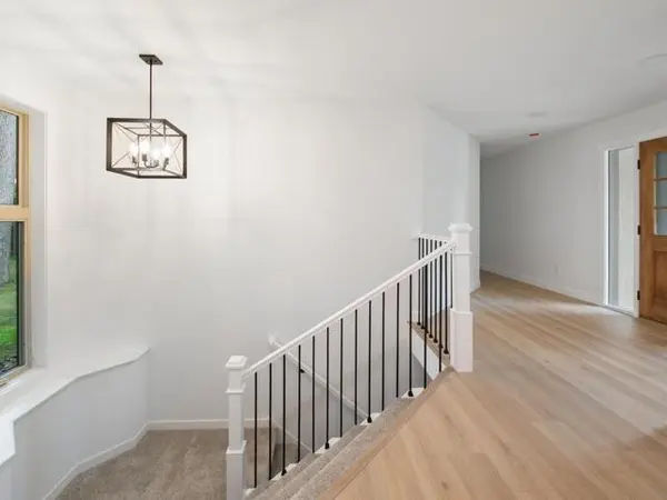 13172 Galleria PL, Apple Valley, MN 55124
