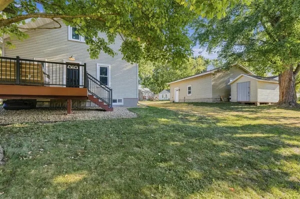 208 W Maple ST, Roberts, WI 54023