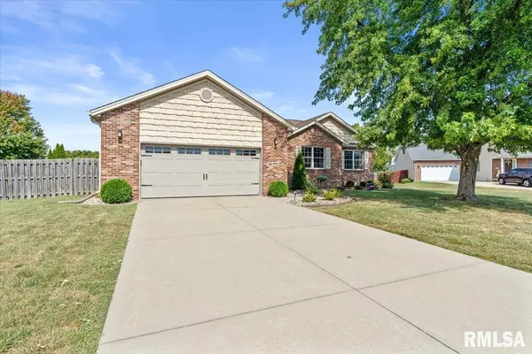 1625 Chancelor PL, Chatham, IL 62629