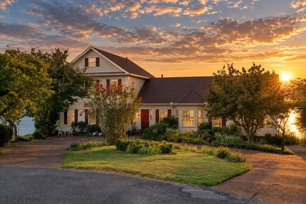 180 Roberta Dr, Hendersonville, TN 37075
