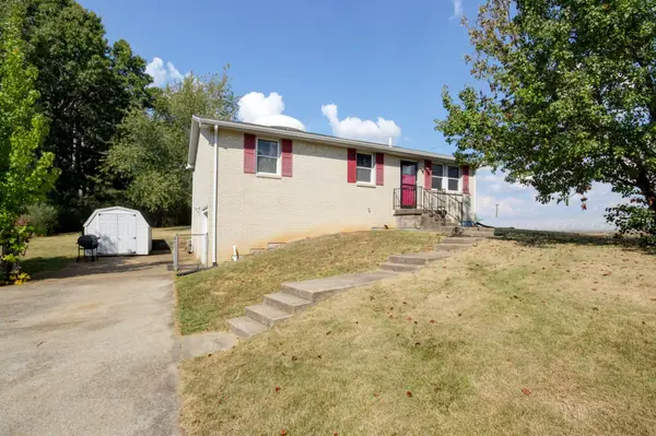 443 Appleton Dr, Clarksville, TN 37042