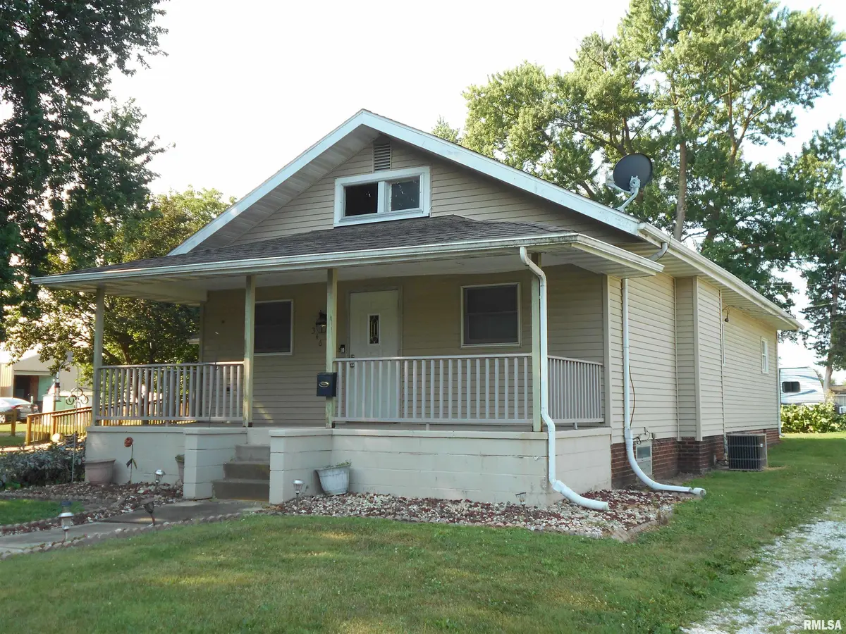 346 W Barnes ST, Bushnell, IL 61422