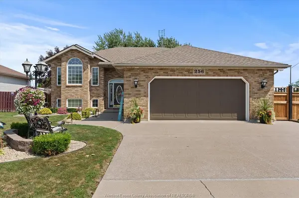 256 ASHWOOD, Lakeshore, ON N8L 1E7