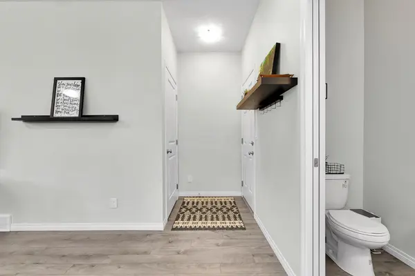 40 Legacy Glen ST SE, Calgary, AB T2X 3E2