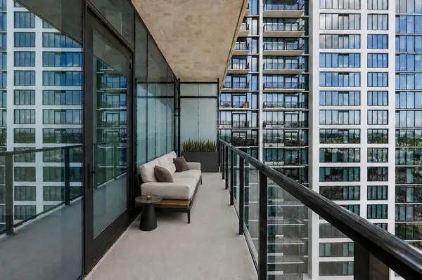610 Davis ST #2110, Austin, TX 78701