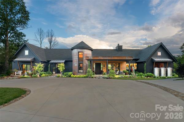 163 Annabelle Linn DR, Fairview, NC 28730