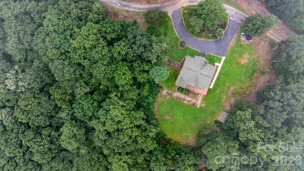 422 Ridge Creek DR, Taylorsville, NC 28681