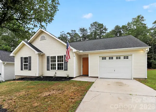 3024 Westwinds CT, Charlotte, NC 28214