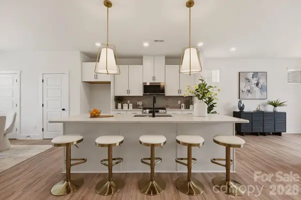 4031 Bass River Pkwy, Charlotte, NC 28217