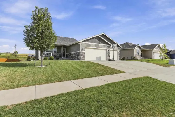 8677 Kinzie Jo's Way, Manhattan, KS 66502
