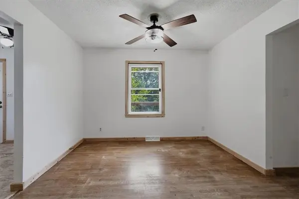 843 S 76th ST, Kansas City, KS 66111