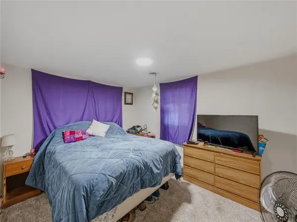 6509 River RD, Pleasant Valley, MO 64068