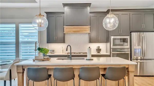 14172 S Red Bird ST, Olathe, KS 66061