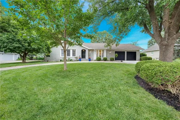 12730 Overbrook RD, Leawood, KS 66209