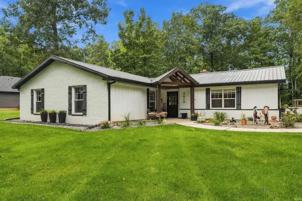 2410 Donna Lynn LN, Huntertown, IN 46748