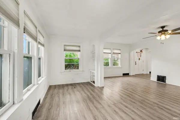 1254 Portage AVE, South Bend, IN 46616-1507