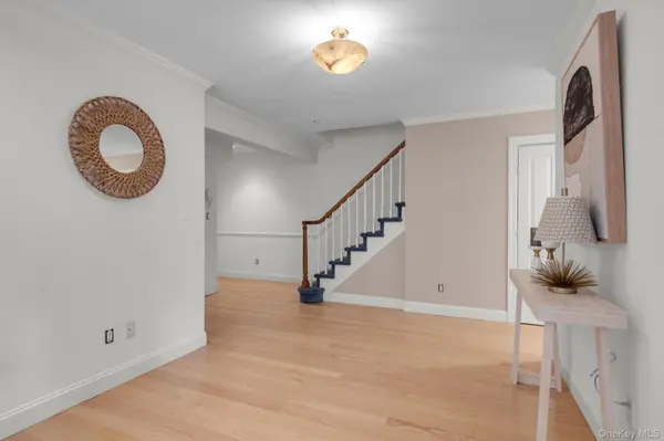 1390 Broadway #119, Hewlett, NY 11557