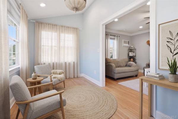 2913 Davis ST, Oceanside, NY 11572