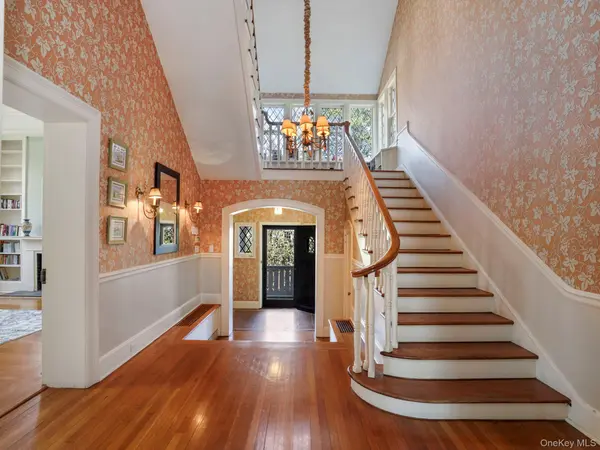 15 Hemlock RD, Bronxville, NY 10708