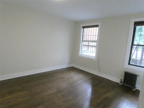 587 1st AVE #3R, New York (manhattan), NY 10016