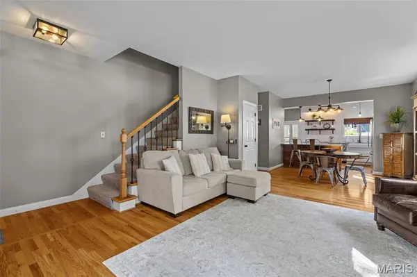 408 Longfellow AVE, Kirkwood, MO 63122