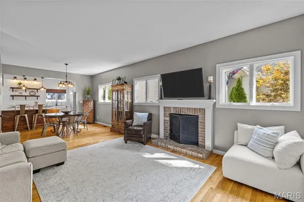 408 Longfellow AVE, Kirkwood, MO 63122
